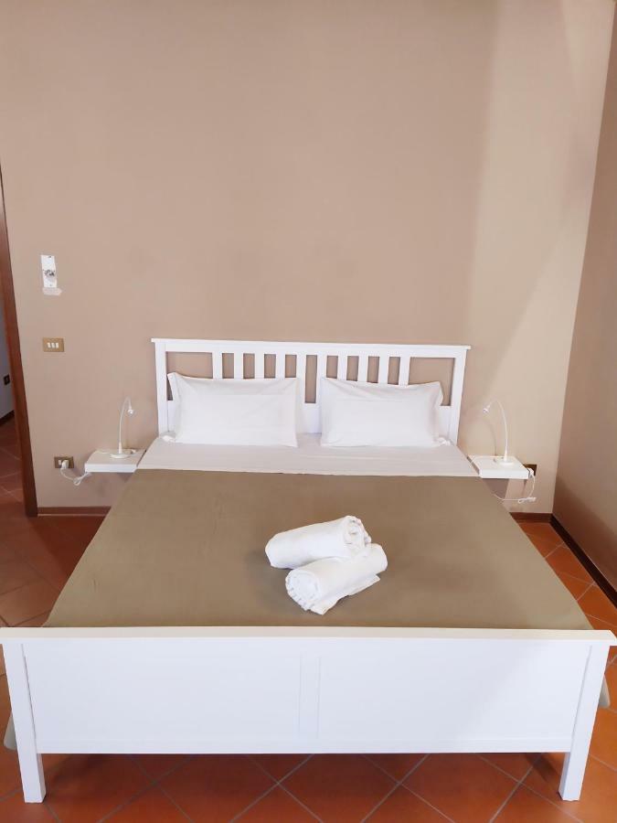 Carducci 49 Hotel Mantova Kültér fotó